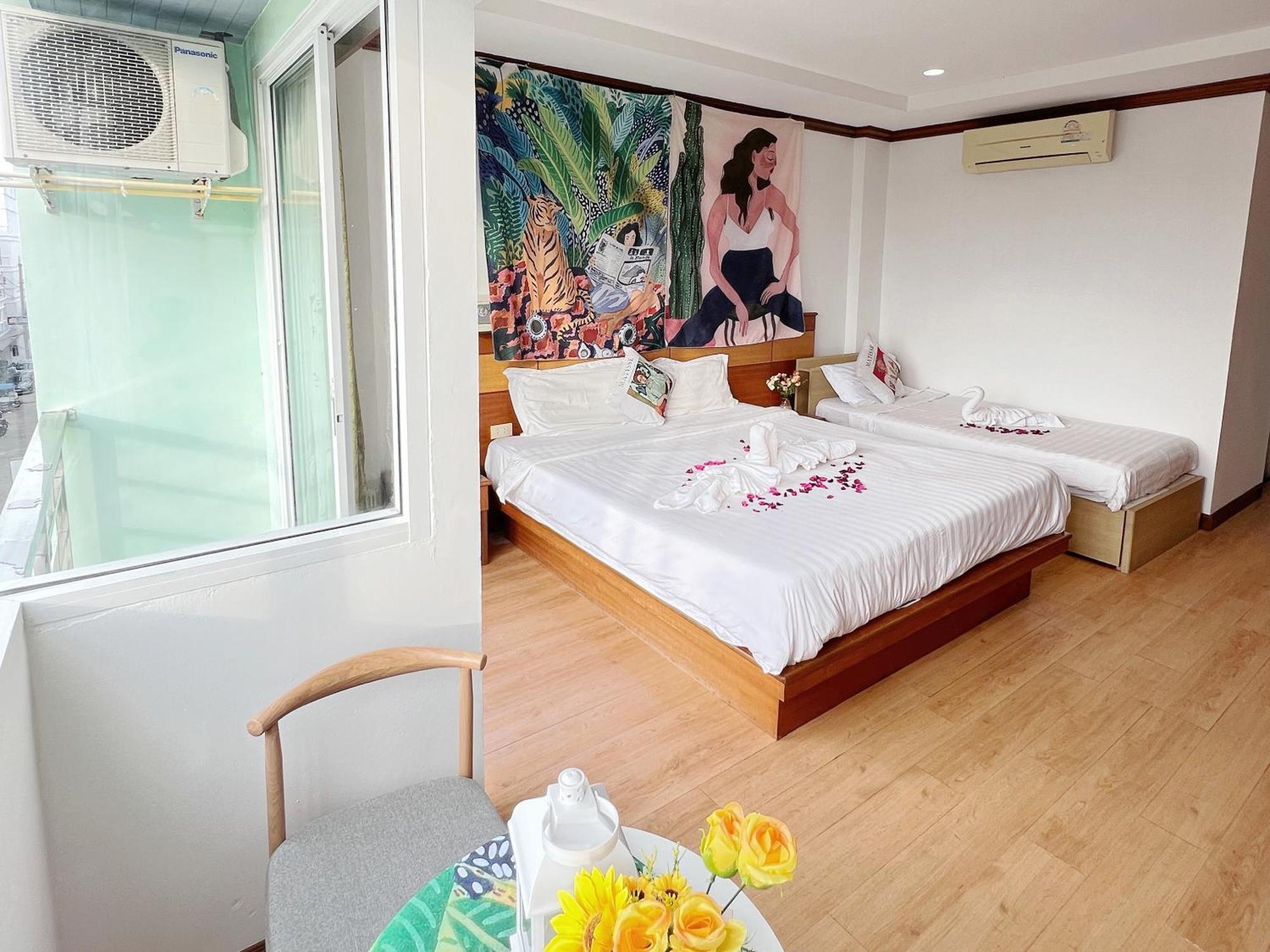 Lanting Hotel Patong Kültér fotó