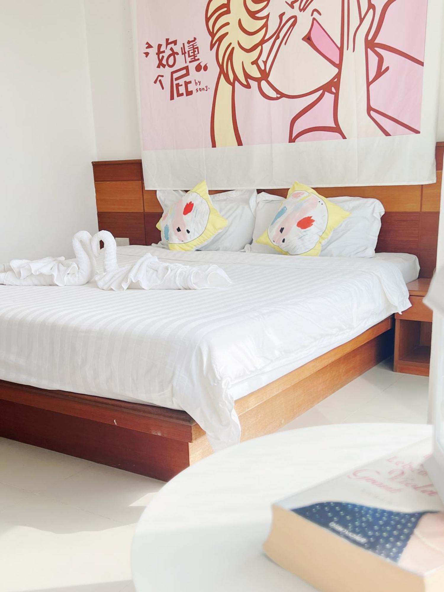 Lanting Hotel Patong Kültér fotó